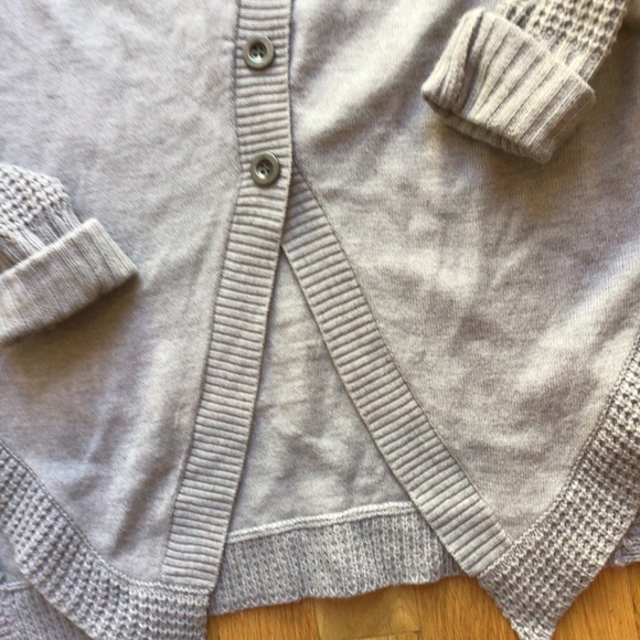 Venus Faux Split Back Button Accent Gray Turtleneck Sweater size small - Picture 8 of 8